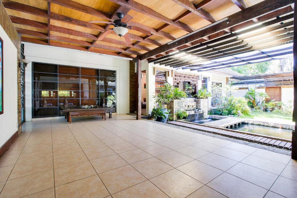 Sheridan Boutique Resort Iloilo photo 3