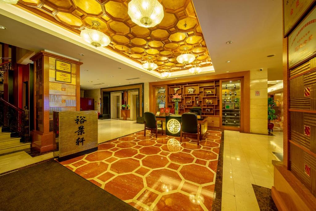 Grand International Hotel photo 2