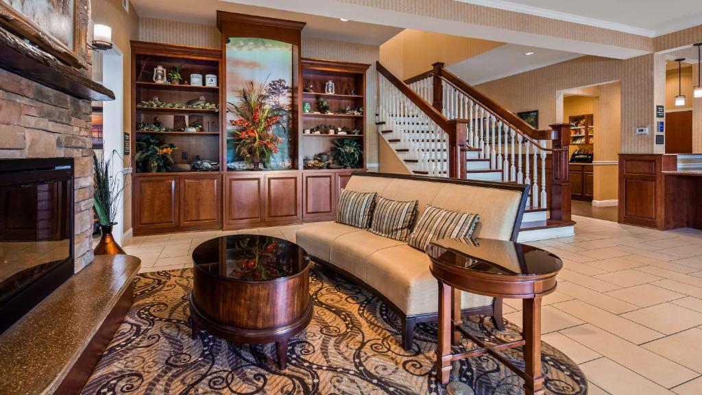 Best Western Plus Easton Inn & Suites photo 4
