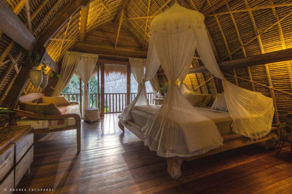 Номер (Дом Lumbung с 1 спальней и видом на сад), Sandat Glamping Tents