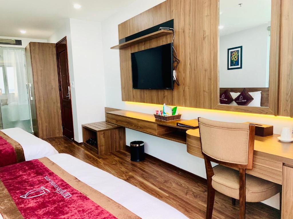 CKC Thien Duong Hotel - Tap to explore photos