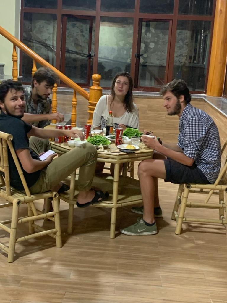 Ngườm Ngao Bản Giốc homestay