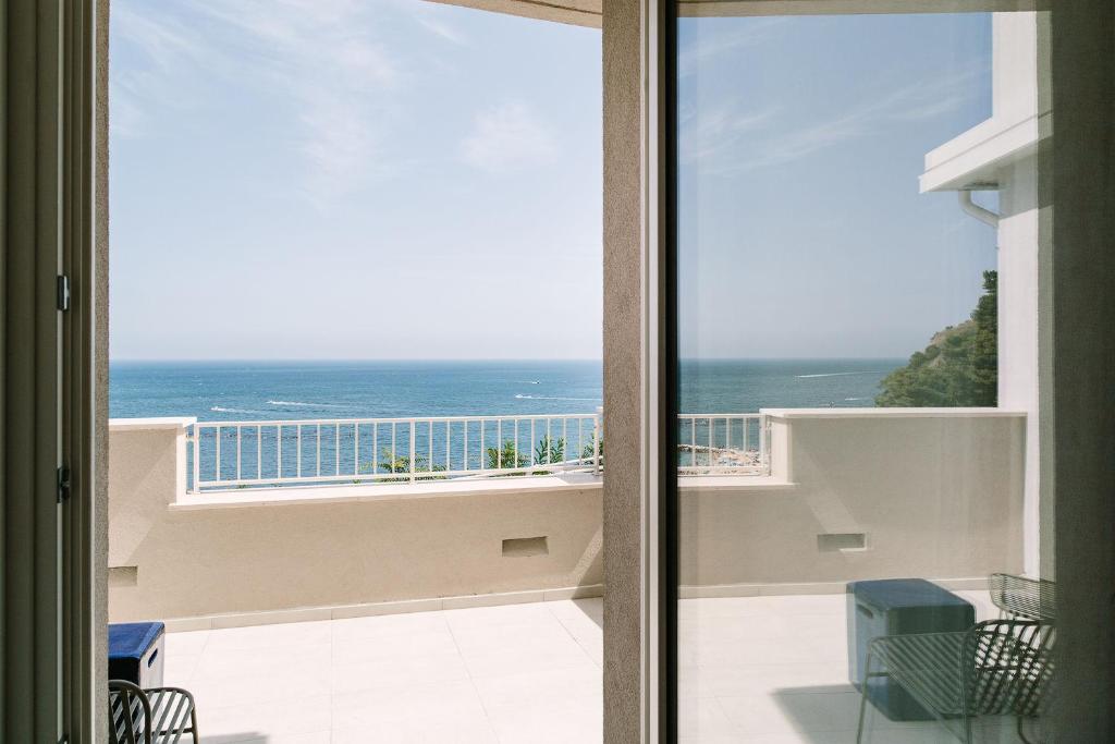 NUMA HOTEL photo 3