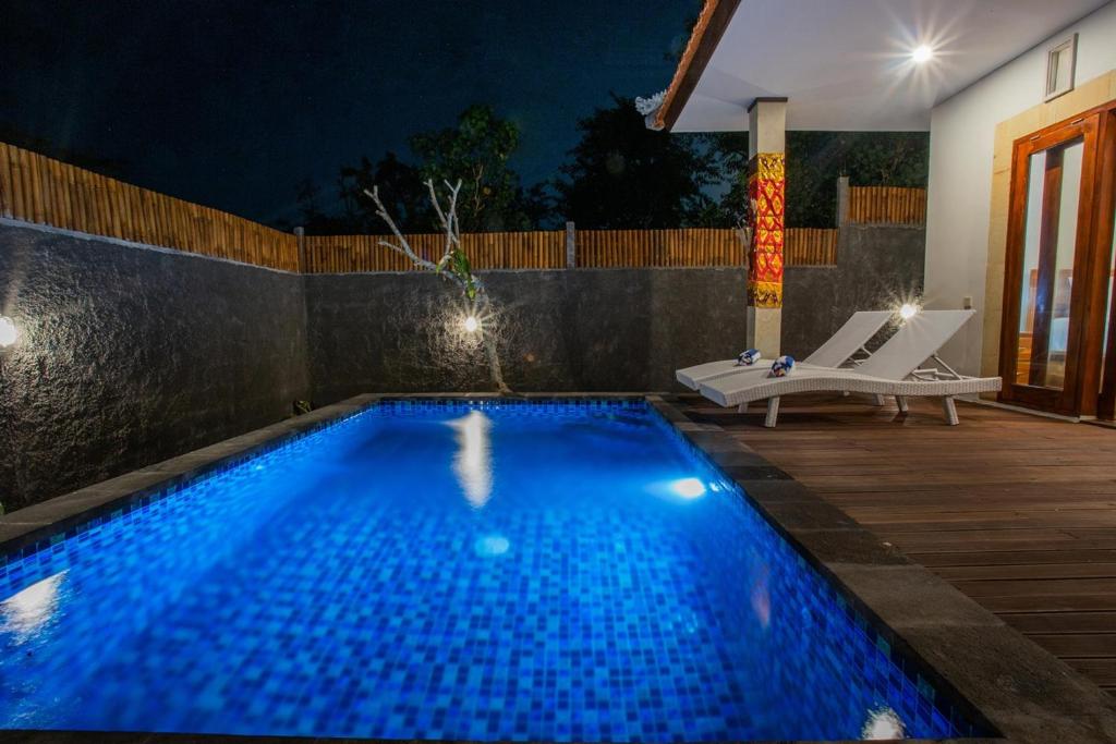 Ambengan Private Villa - Tap to explore photos
