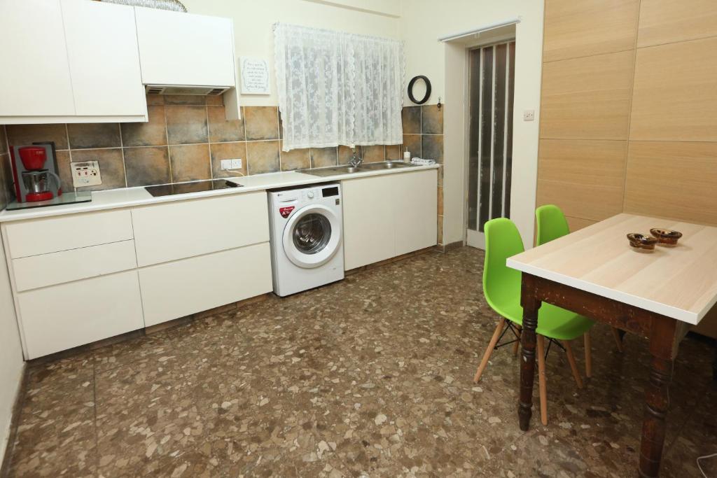 The Bridge-House Apartment photo 3