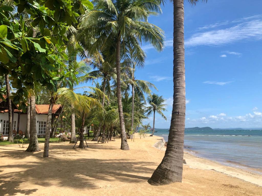 Peppercorn Beach Resort