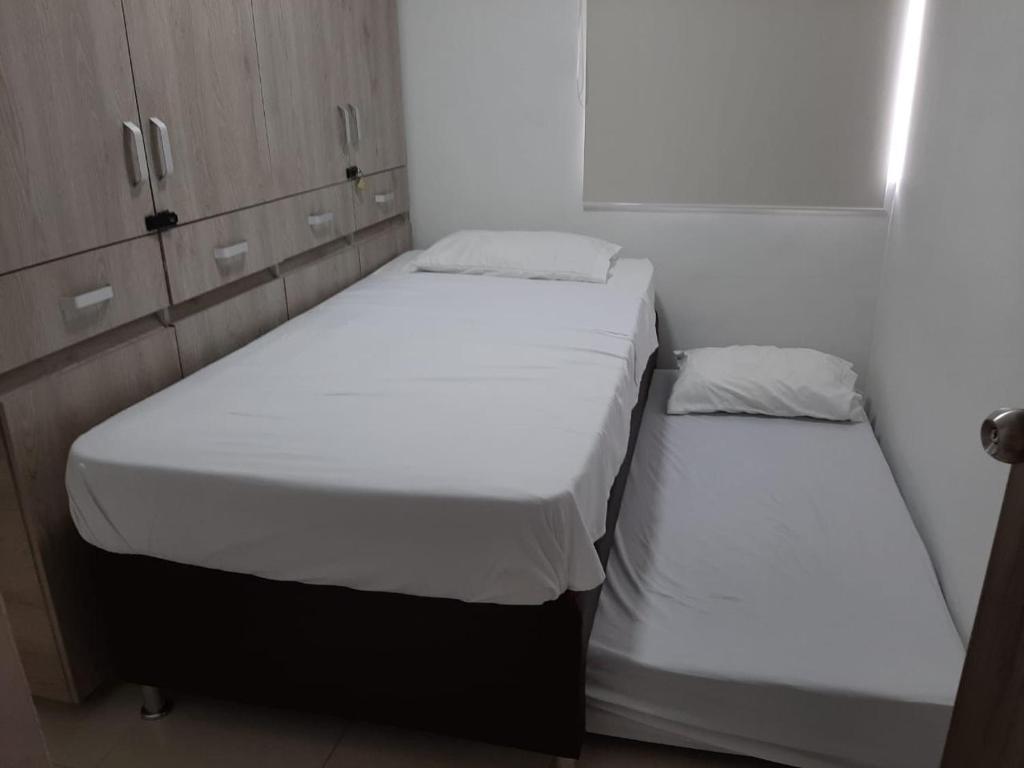 APARTAMENTO AVENIDA CONDINA Primer Piso photo 3