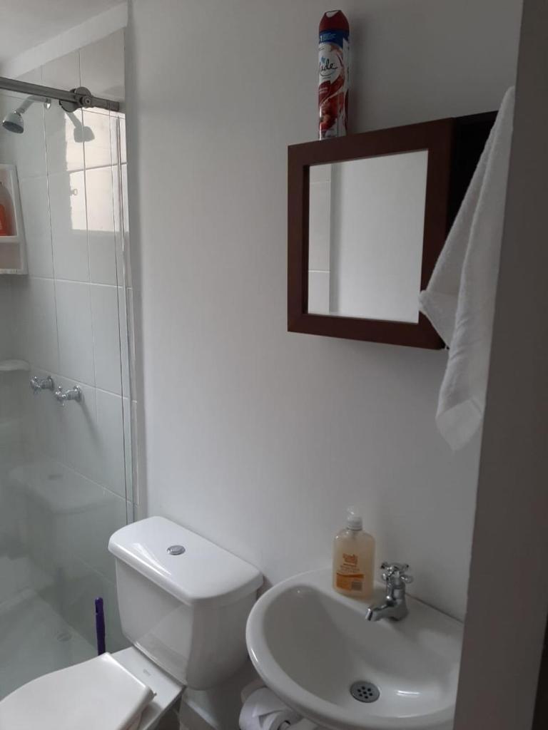 APARTAMENTO AVENIDA CONDINA Primer Piso photo 4