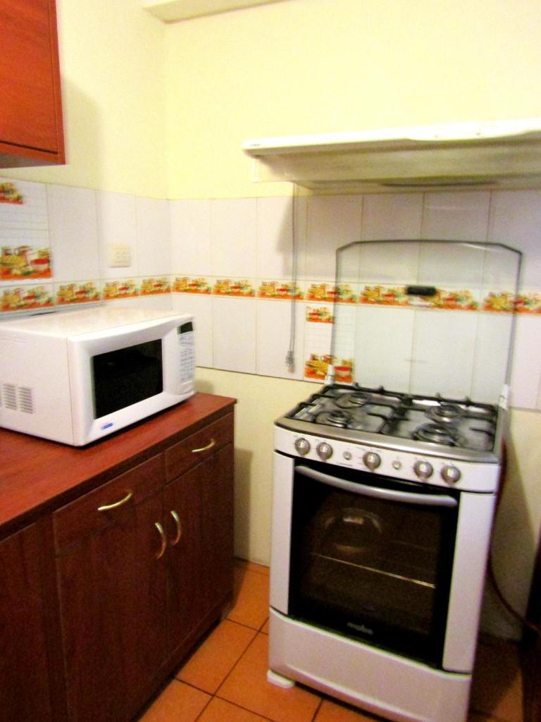 Full Suites photo 3