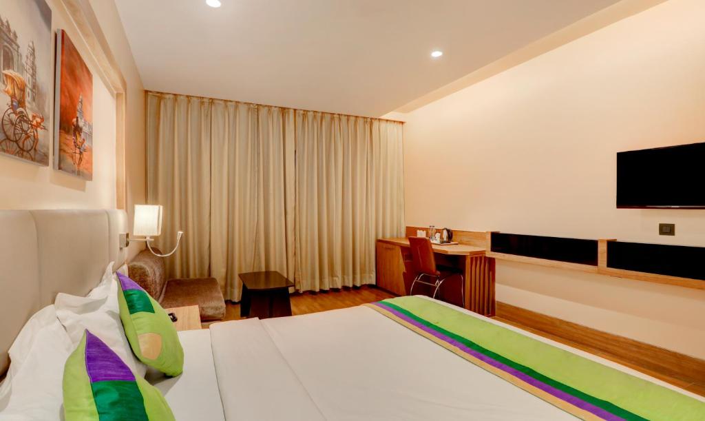 Двухместный ([Sanitized] Superior Double Room), OYO 11453 Radhe Palace