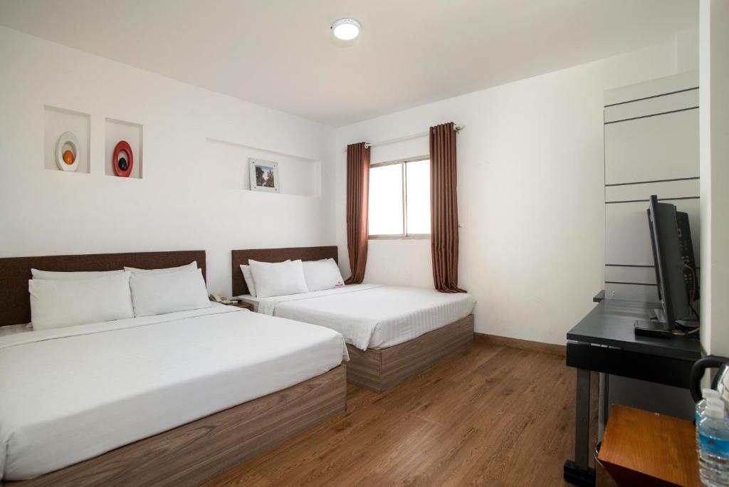 Трехместный (Трехместный номер с основными удобствами), Saigon Charm Hotel