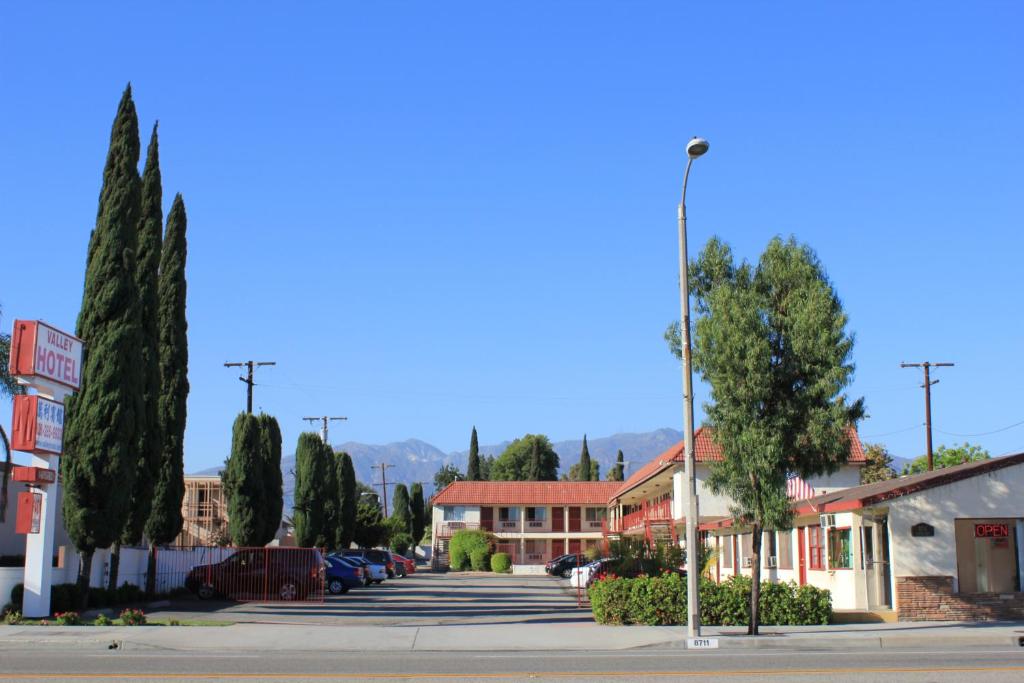 Valley Hotel image