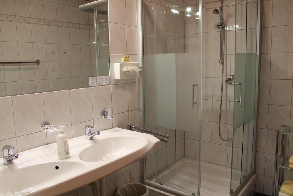 Hotel Sonne photo 2