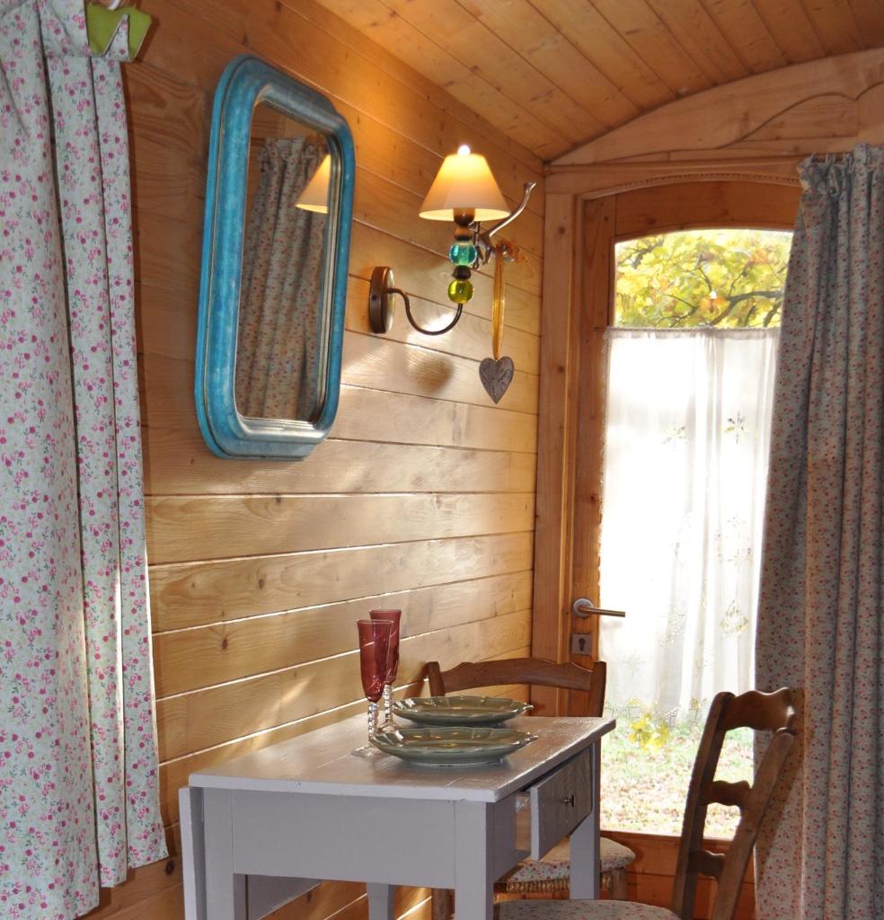 La roulotte Chic et Boheme photo 4