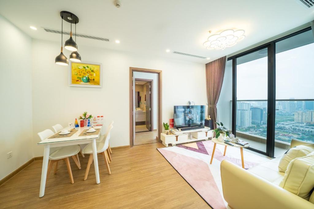 Vinhomes Skylake 2BR next to Keangnam City View - Cindy's