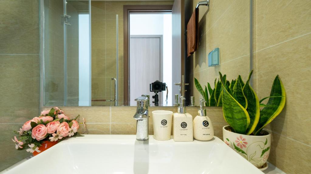 Vinhomes Skylake 2BR next to Keangnam City View - Cindy's