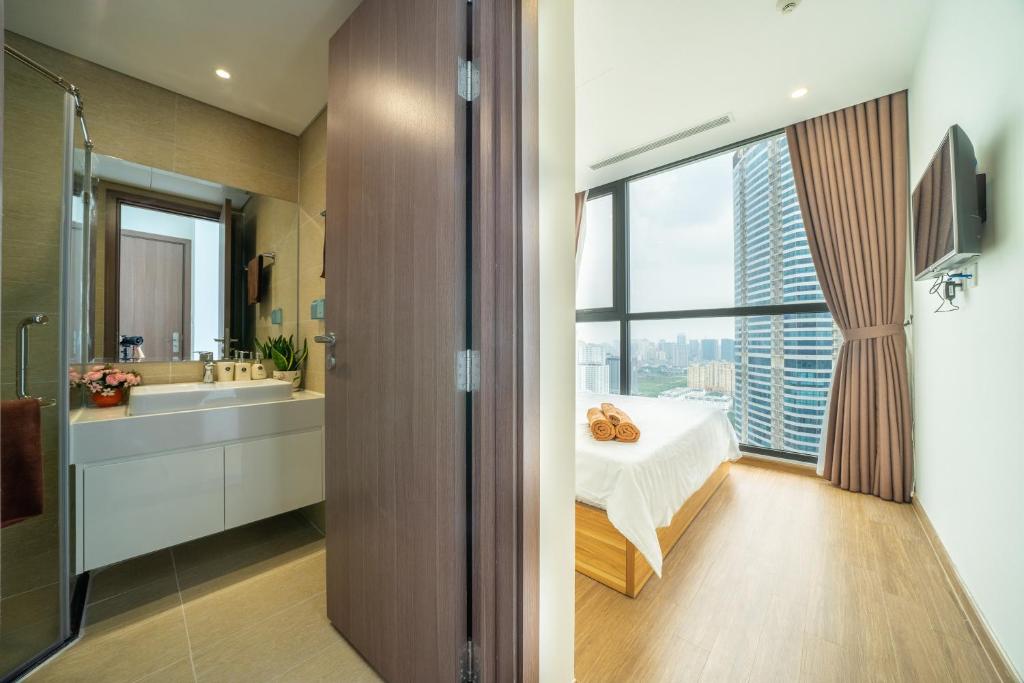 Vinhomes Skylake 2BR next to Keangnam City View - Cindy's