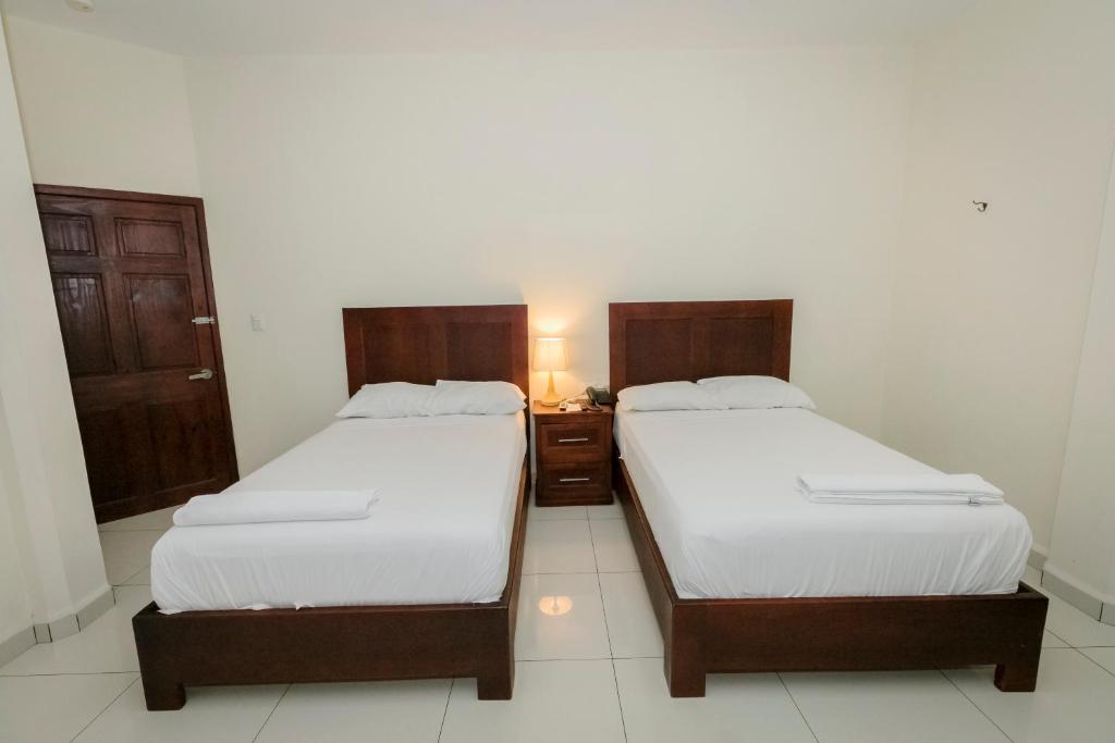 Hotel Mediterraneo Inn photo 3