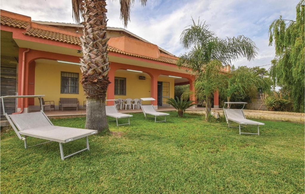 Amazing Home In Ispica With 3 Bedrooms And Wifi