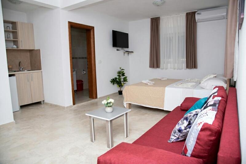 Apartments Nino photo 2