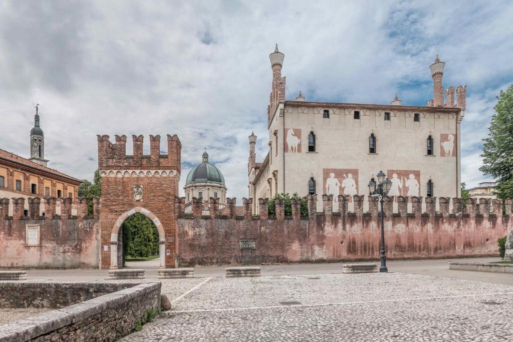 Castello di Thiene photo 1