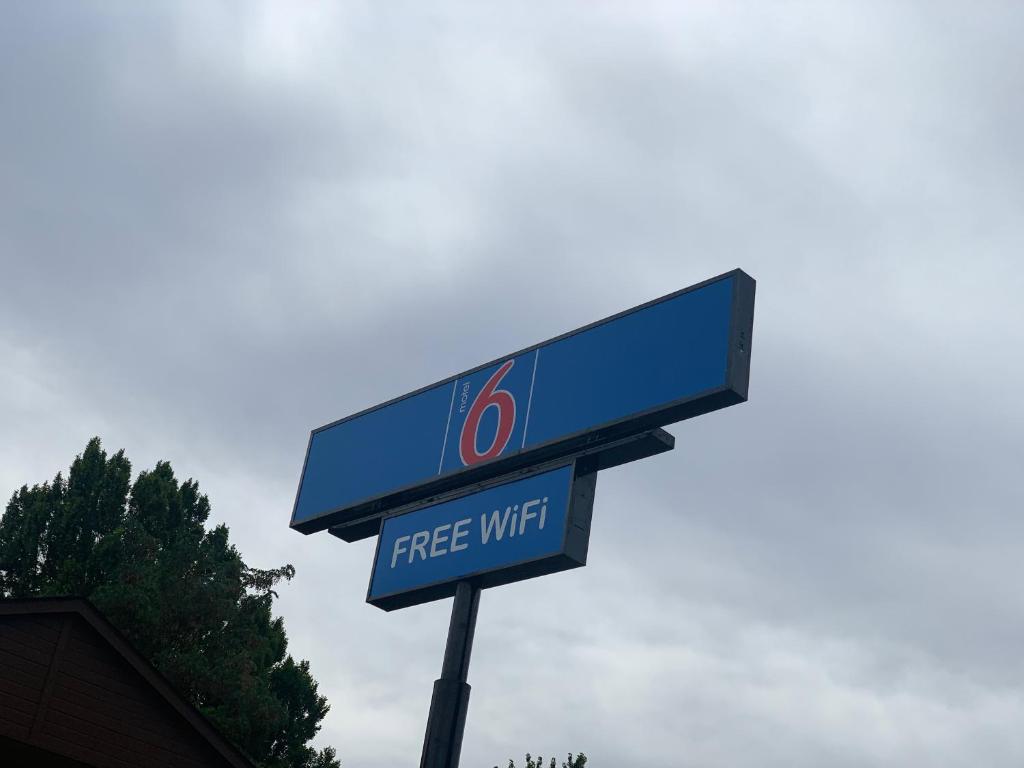 Motel 6-Yakima, WA - Downtown photo 4