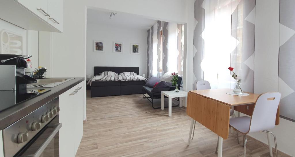 H-Apartment 1 photo 2