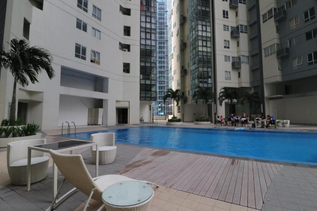 Апартаменты (Апартаменты с 1 спальней), Oasis Regency @ Fort Victoria BGC
