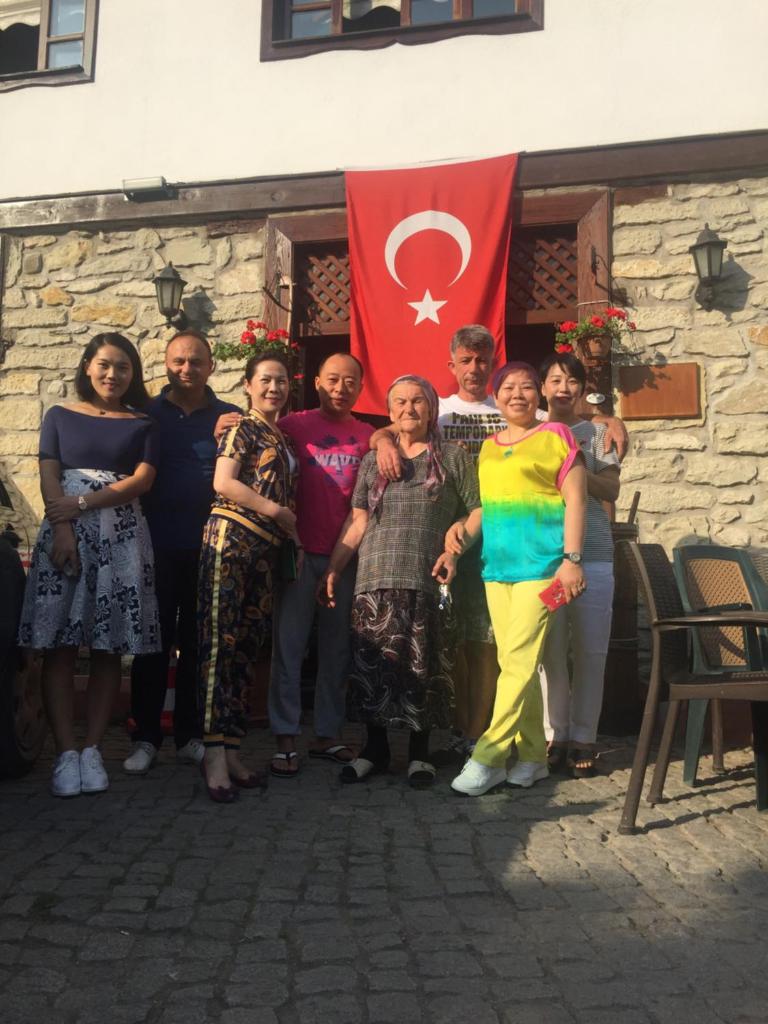 Guney Konak photo 1