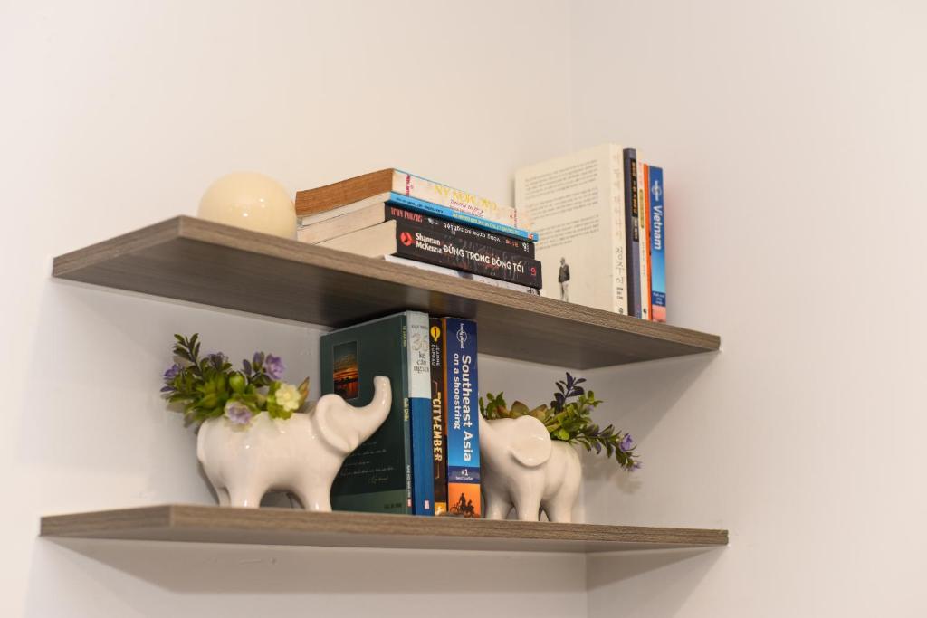 A Cosy Apartment in Vinhomes Green Bay Ha Noi