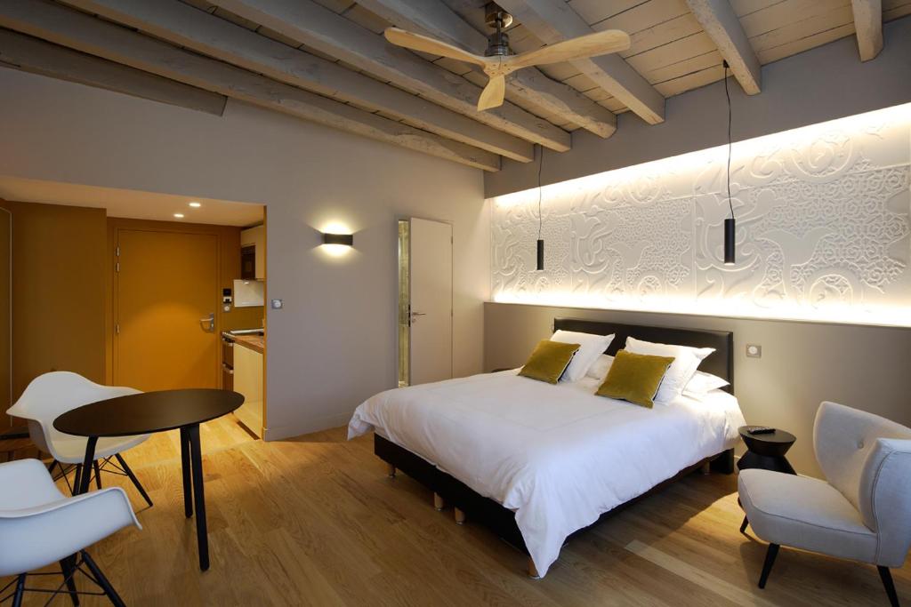 Les Maisons du Pont - Charme & Caractère photo 1