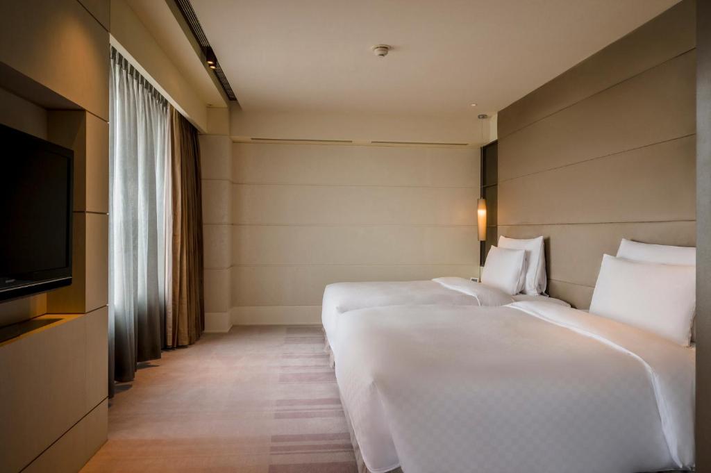 Сьюит (Полулюкс), Hotel Nikko Saigon