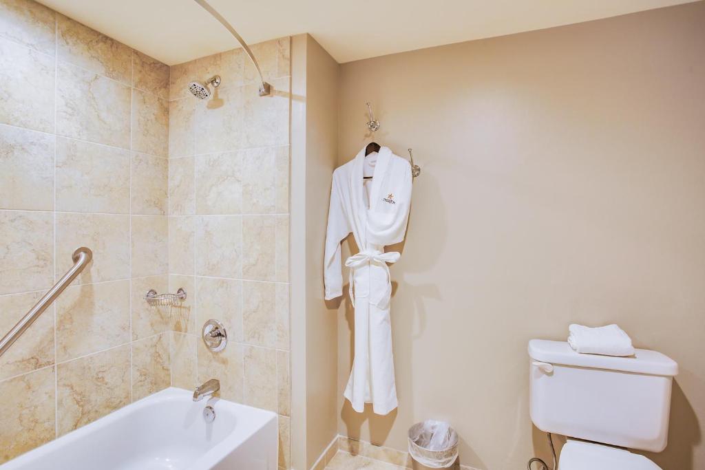 Overton Hotel and Conference Center photo 4