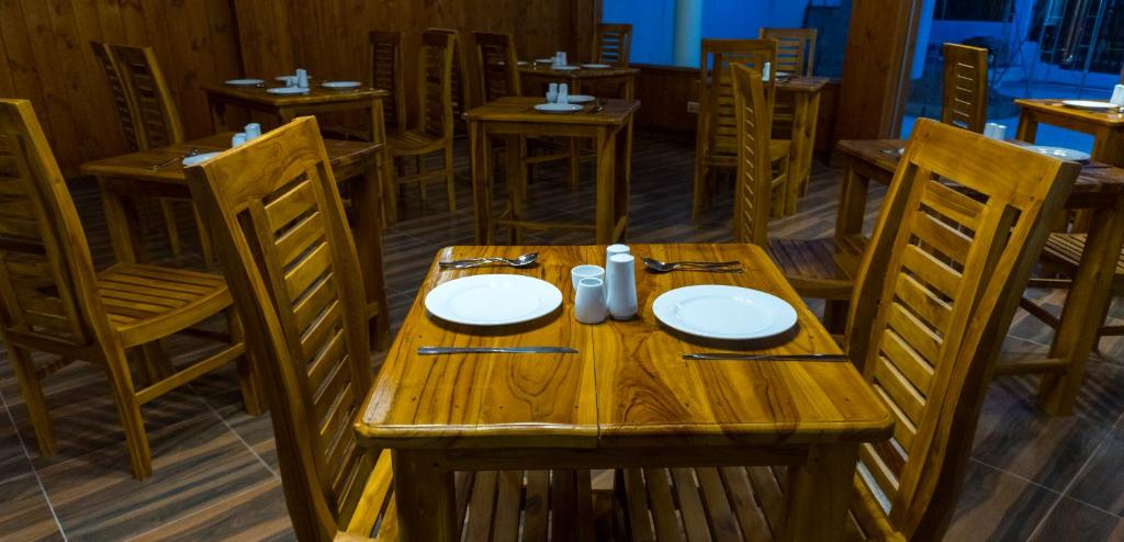 MRD Beach Hotel photo 3