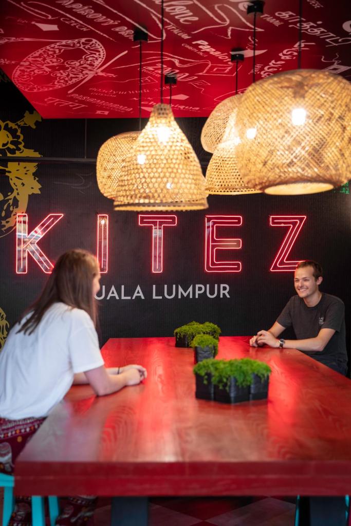 Kitez Hotel & Bunkz photo 3