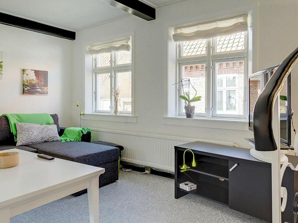 5 person holiday home in R nne photo 4