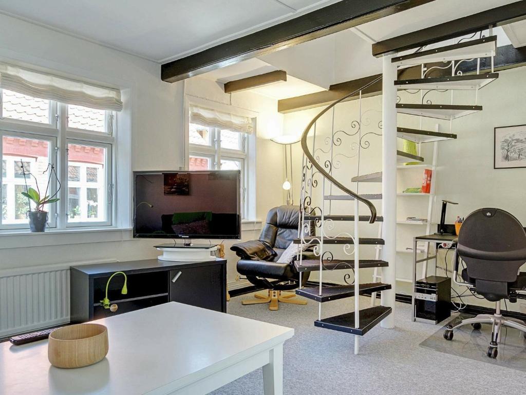 5 person holiday home in R nne photo 3