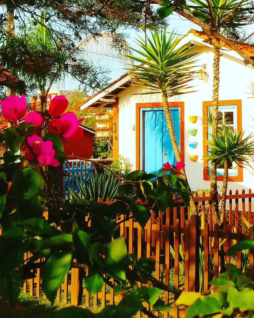 Vila das Artes Chales