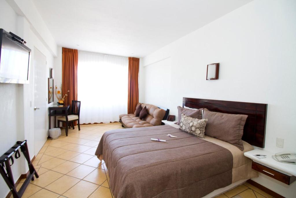 Hotel 9 Manantiales photo 2