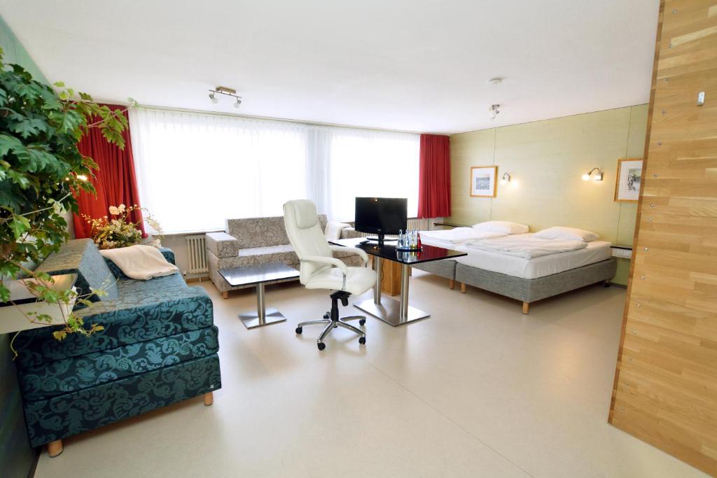 Семейный (Семейный номер бизнес-класса), Abalon Hotel ideal
