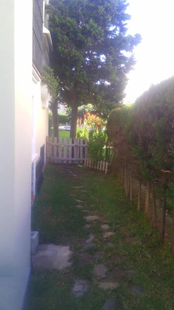 Apartamento con acceso directo a la playa photo 1