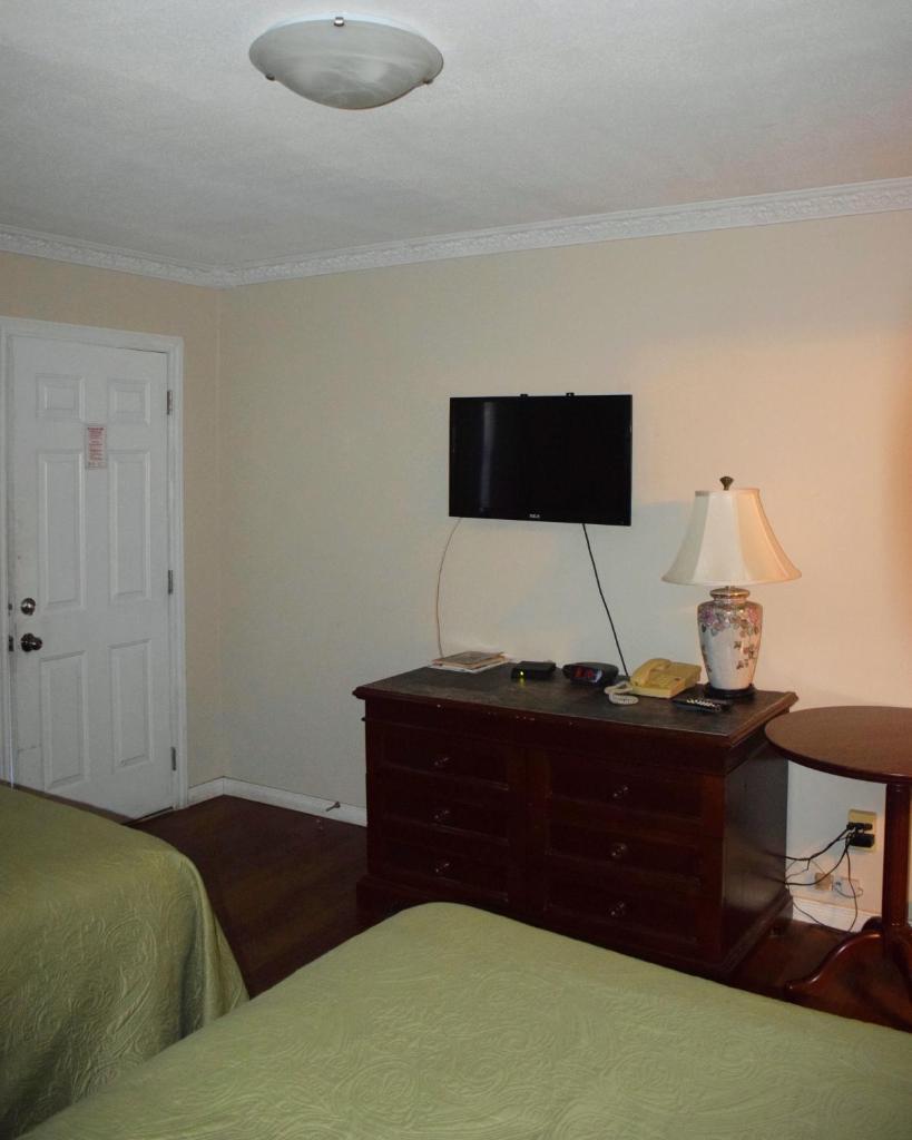 Kent Motel photo 1