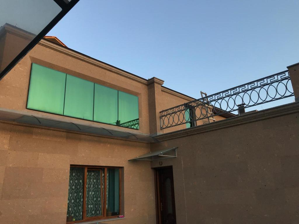 Bright Guesthouse in the center of Yerevan! photo 3