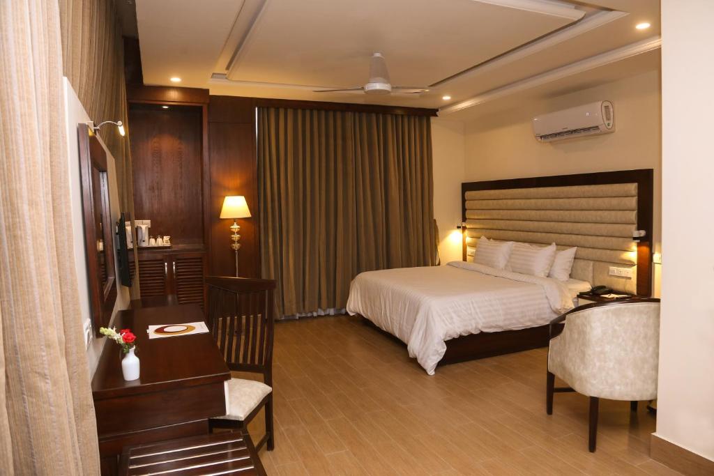 Hotel One Rahim Yar Khan Club Road photo 4