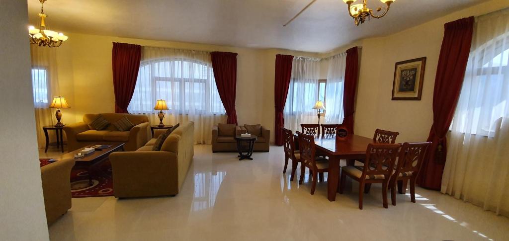 Апартаменты (Апартаменты в пентхаусе), Апарт-отель Ivory Hotel Apartments
