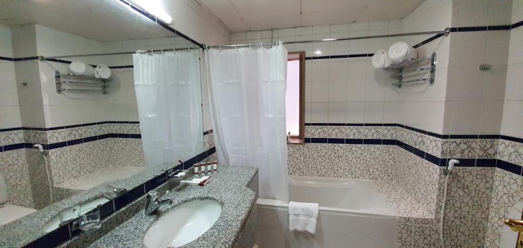Апартаменты (Апартаменты в пентхаусе), Апарт-отель Ivory Hotel Apartments