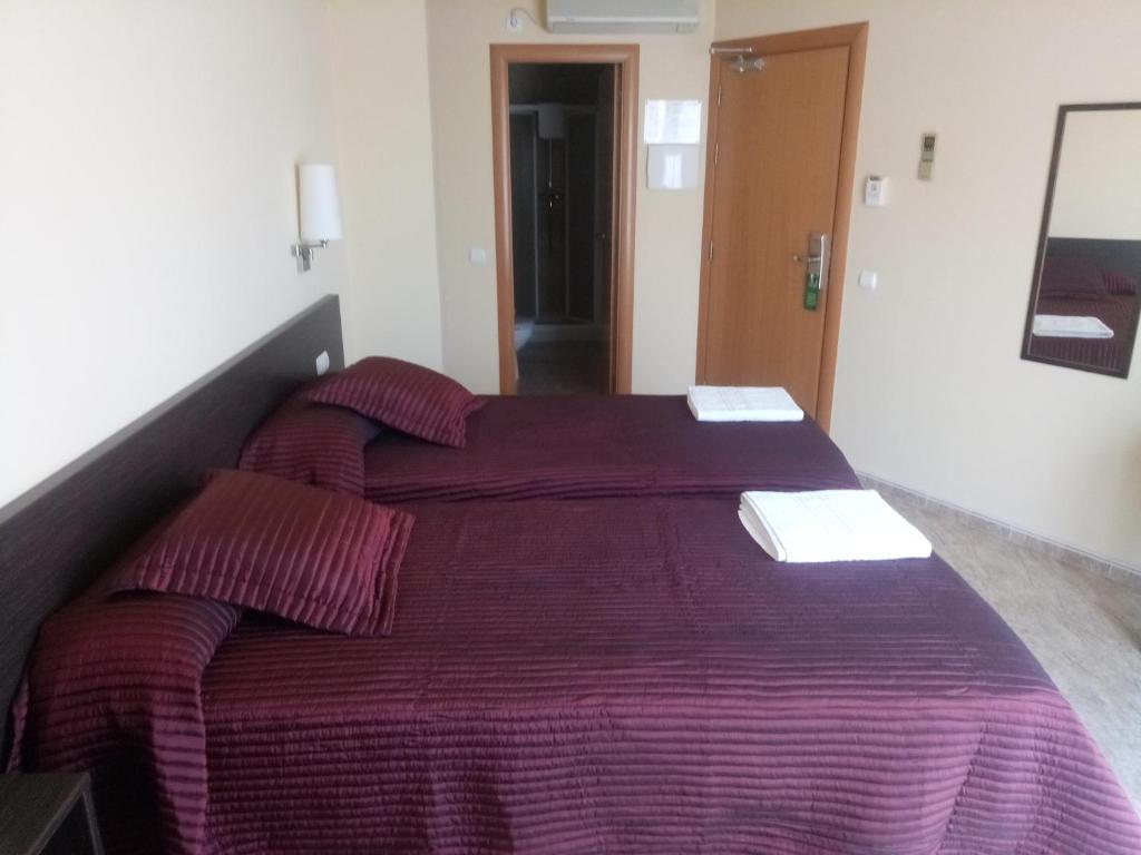 Hostal Sant Sadurní photo 1