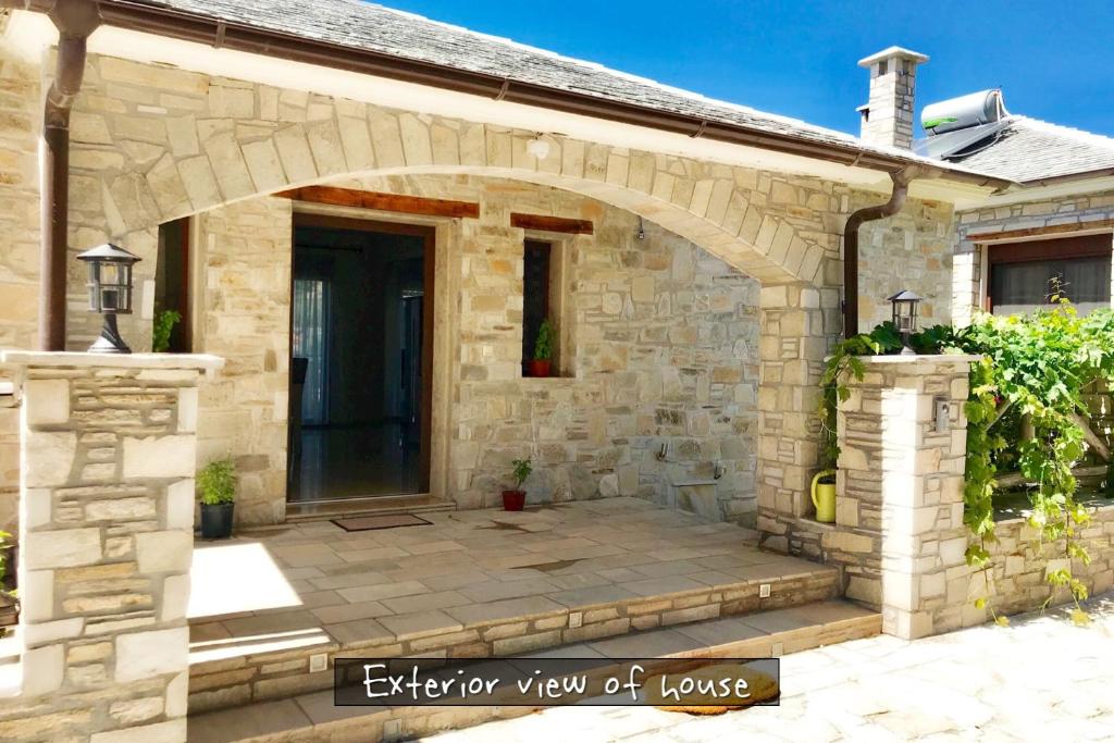 Astris Traditional Private Villa photo 3