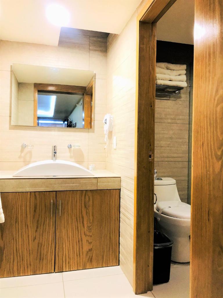 Hotel & Suites Victoria photo 3