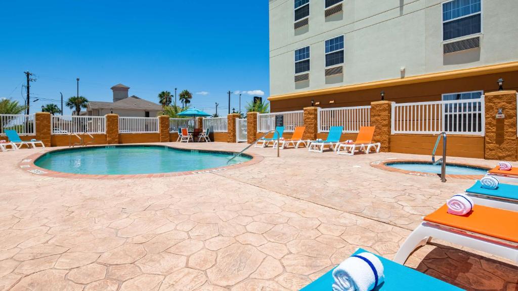Best Western Ingleside Inn & Suites image